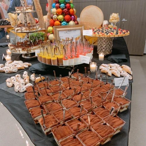 desserts catering holiday
